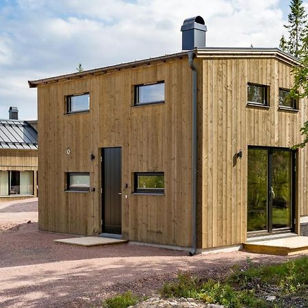Mysig Liten Stuga Perfekt Foer Par Eller Liten Familj 萨伦 外观 照片